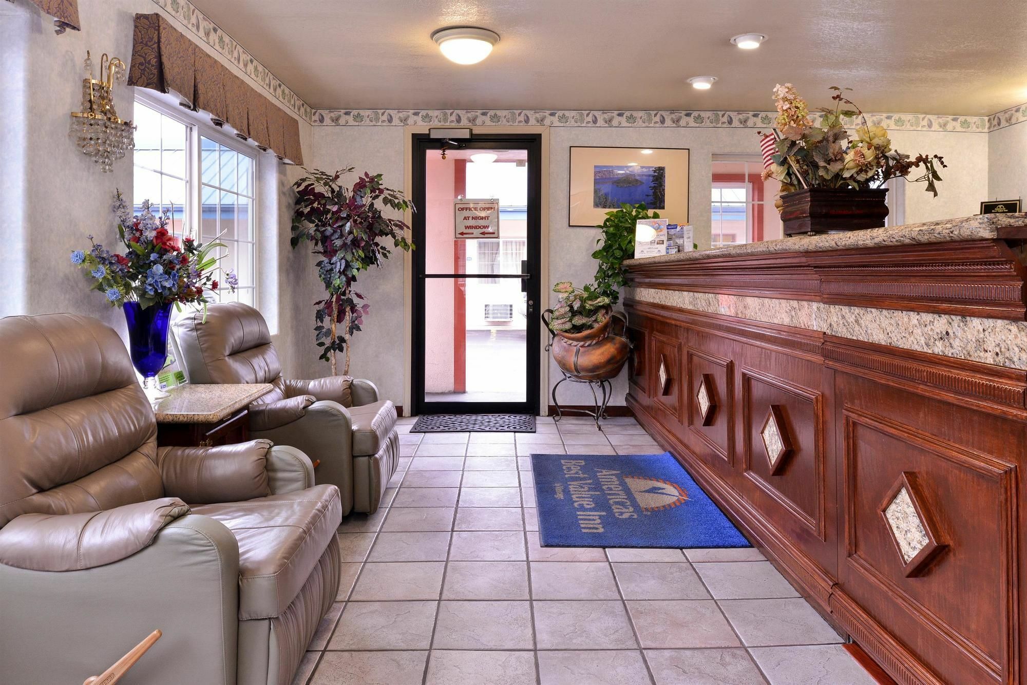 Americas Best Value Inn Eugene Luaran gambar